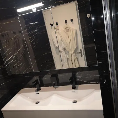Apartamento Riverside Toulouse *